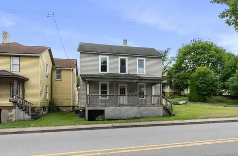 611 1/2 Bigler Ave, Clearfield, PA 16830