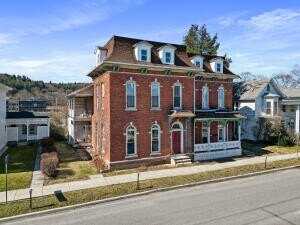 14 N Front St, Clearfield, PA 16830