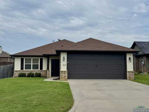 215 Sierra Vista Ln, Longview, TX 75605