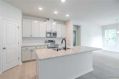 000 Canoe Pointe Loop Unit#992, Chesterfield, VA 23120