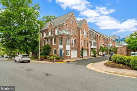 1334 LESSARD LN, MCLEAN, VA 22101