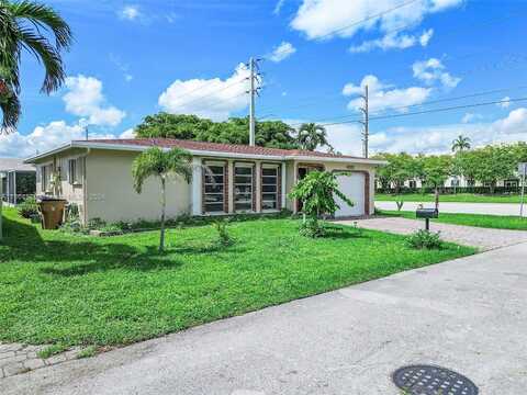 4921 NW 13th Ter, Deerfield Beach, FL 33064