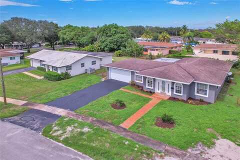 4541 NW 6th Ct, Plantation, FL 33317