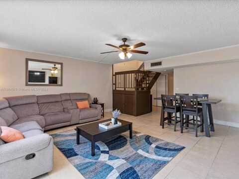 8401 W Sample Rd, Coral Springs, FL 33065