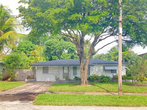 1107 NE 16th Ct, Fort Lauderdale, FL 33305