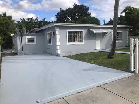 271 NW 107th St, Miami, FL 33168