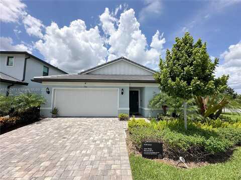 2961 Shortleaf Ave, Lauderdale Lakes, FL 33311