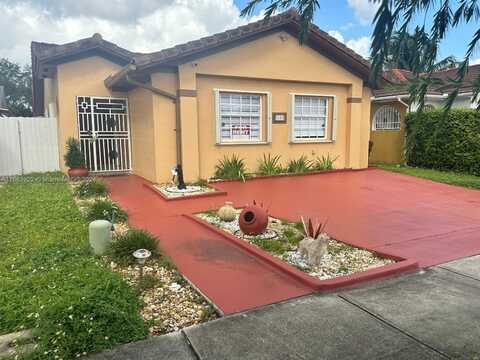 3165 W 73rd Pl, Hialeah, FL 33018