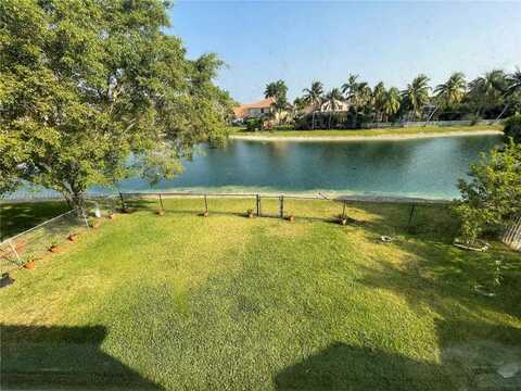 22168 Altona Dr, Boca Raton, FL 33428