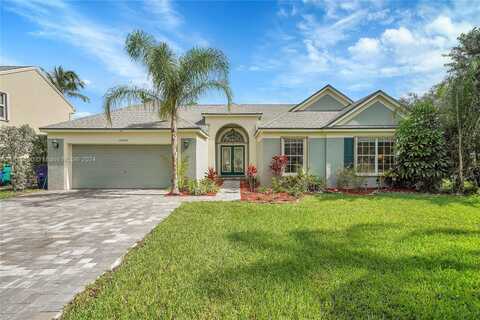 10396 Grove St, Cooper City, FL 33328