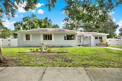 627 HOLLY PLACE, LAKELAND, FL 33801