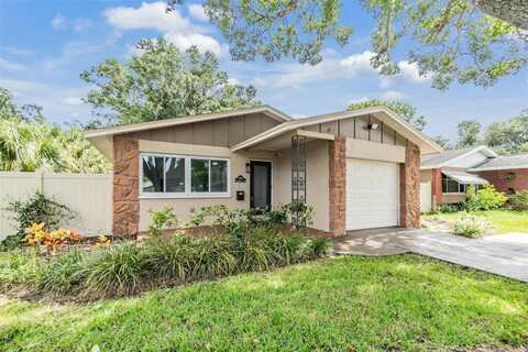 205 SE MONROE CIRCLE N, Saint Petersburg, FL 33703