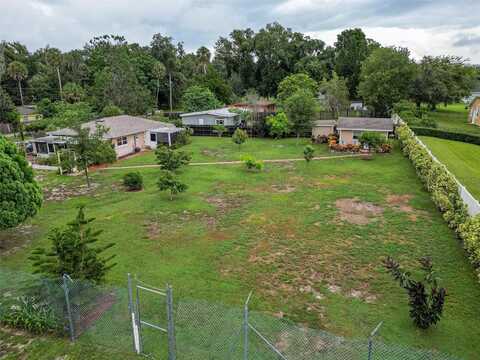 3957 WALKER ROAD, APOPKA, FL 32703