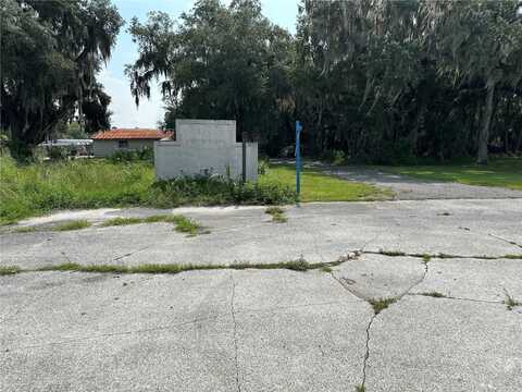 1551 N HIGHWAY 19, EUSTIS, FL 32726