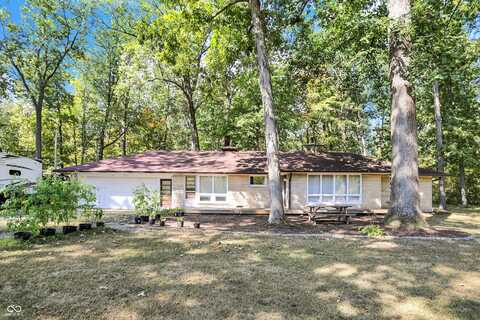 1722 Andrews Drive, Avon, IN 46123