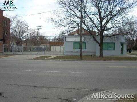 15797 MACK, Detroit, MI 48224