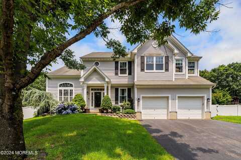 193 Ashdown Forest Lane, Toms River, NJ 08755