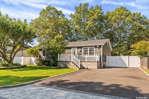 132 Montgomery Avenue, Mastic, NY 11950