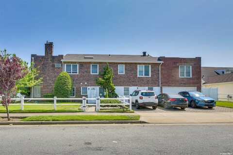 215 Roosevelt Boulevard, Long Beach, NY 11561