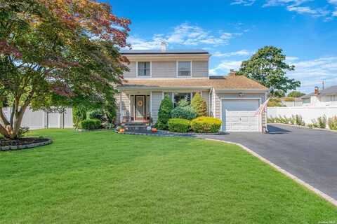 310 Greenbelt Parkway, Holtsville, NY 11742