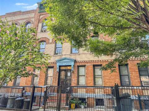 32-40 48 Street, Astoria, NY 11103