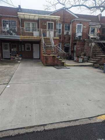 1440 E 100th Street, Canarsie, NY 11236