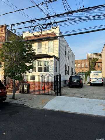 615 Crescent Street, East New York, NY 11208