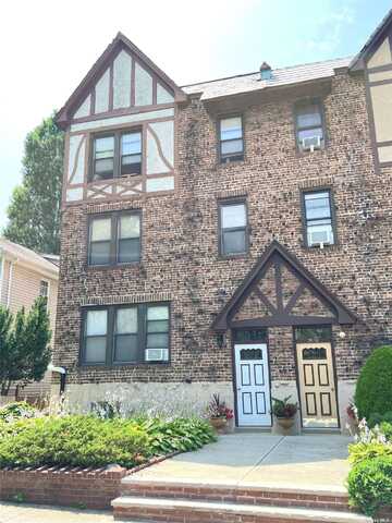 35-60 164th Street, Flushing, NY 11358