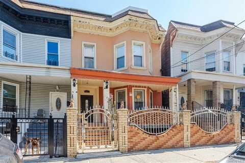 677 E 224th Street, BRONX, NY 10466