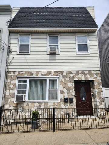 60-65 55th Street, Maspeth, NY 11378