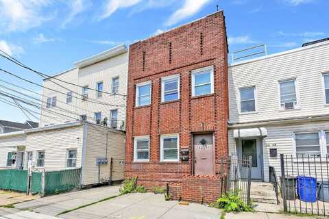 143-27 95th Avenue, Jamaica, NY 11435