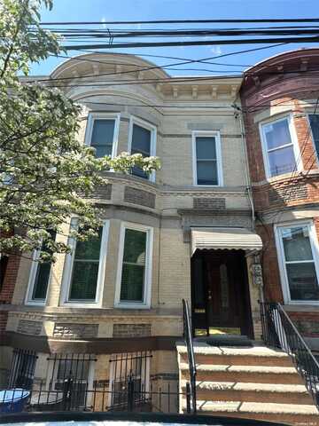 60-55 67th Avenue, Flushing, NY 11385