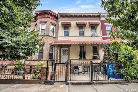 1546 Saint Marks Avenue, Greene, NY 11233