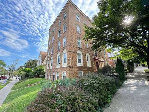 162-30 86 Avenue, Jamaica, NY 11432