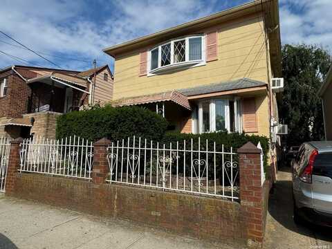 464 Beach 22nd Street, Far Rockaway, NY 11691