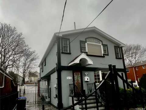 164-34 77th Avenue, Flushing, NY 11366