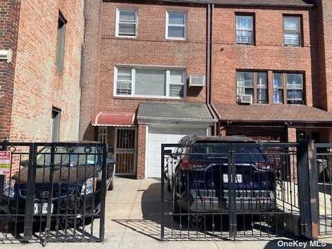 32-35 93rd Street, East Elmhurst, NY 11369