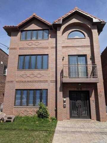 45-35 163rd Street, Flushing, NY 11358