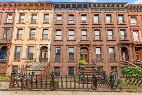 121 Hancock Street, Bedford-Stuyvesant, NY 11216