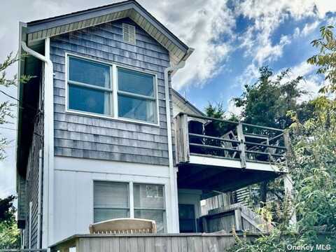 266 Lewis Walk, Cherry Grove, NY 11782