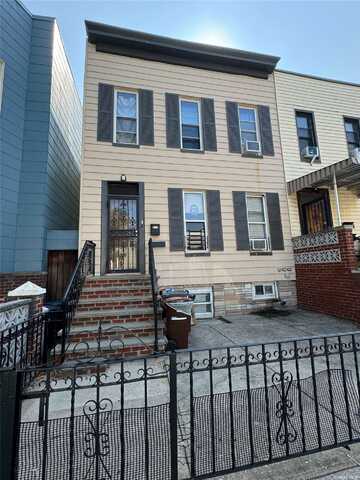 34-31 34th Street, Astoria, NY 11106