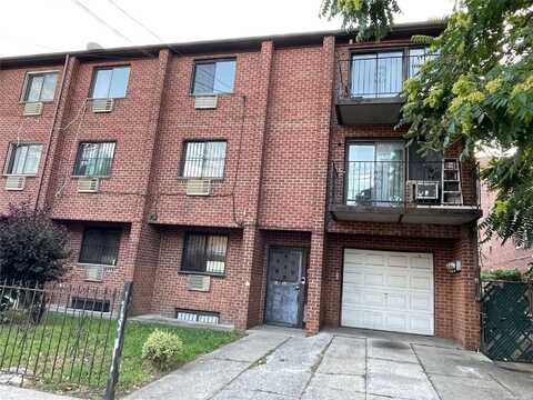 38-30 149th Place, Flushing, NY 11354