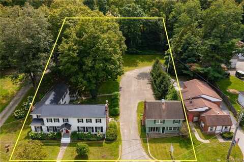 2-4 Hunns Lake Road, Stanfordville, NY 12581