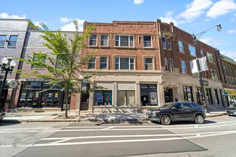 3914 N Broadway Street, Chicago, IL 60613