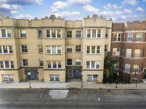 106 N Hamlin Avenue, Chicago, IL 60624