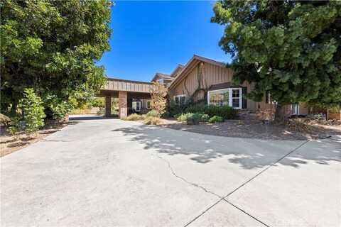 10461 Quail Canyon Road, El Cajon, CA 92021