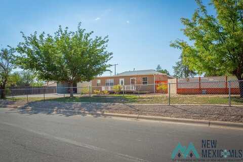 1212 W 13th Street, Roswell, NM 88201