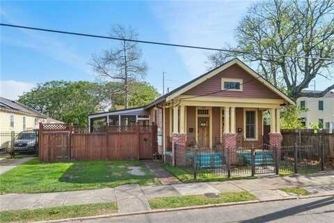 8415 WILLOW Street, New Orleans, LA 70118