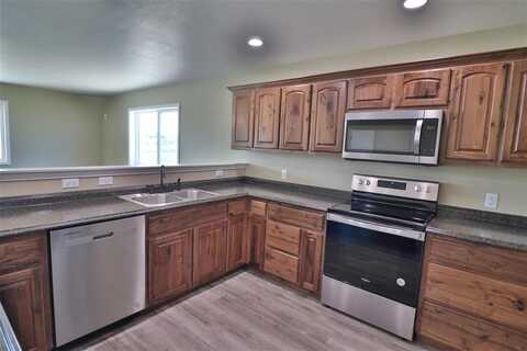 18 Buck Creek Way, Powell, WY 82435