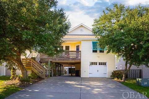 506 W Aycock Street, Kill Devil Hills, NC 27948